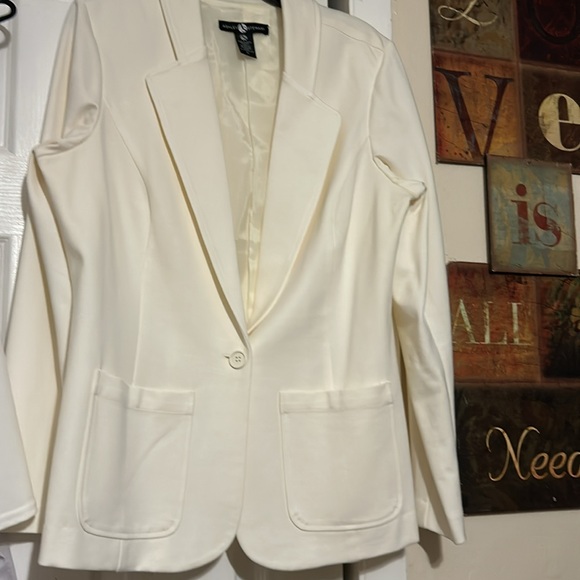 Ashley Stewart Blazer! Creme color! Great quality - Picture 5 of 8